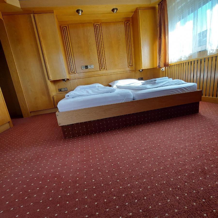 Hotel Tijda Stuttgart Ngoại thất bức ảnh
