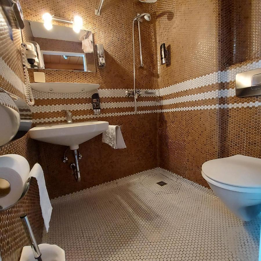 Hotel Tijda Stuttgart Ngoại thất bức ảnh