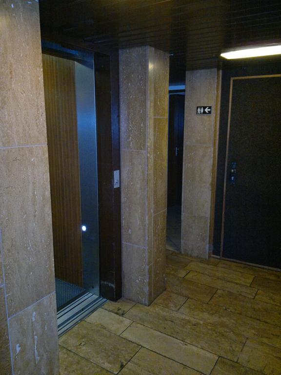 Hotel Tijda Stuttgart Ngoại thất bức ảnh